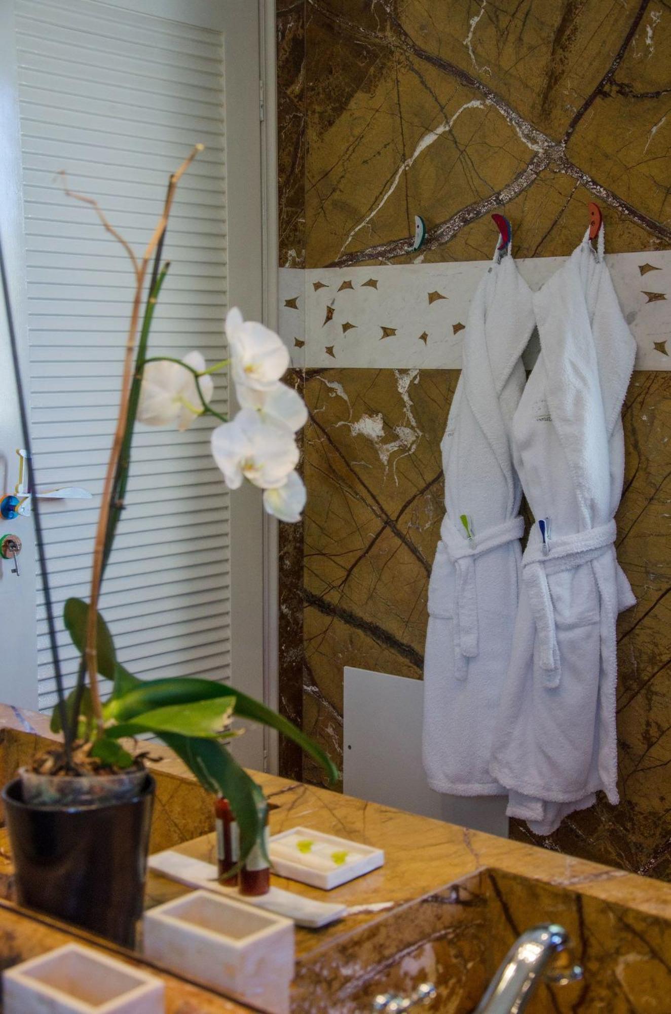 Agalia Luxury Suites Koumpara Rom bilde