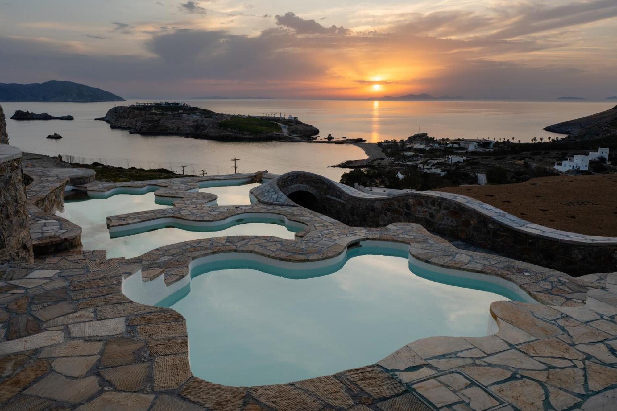 Agalia Luxury Suites Koumpara Eksteriør bilde